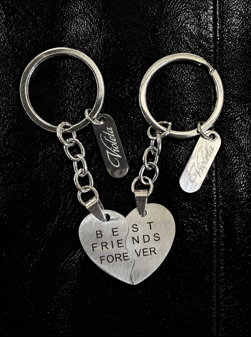 BEST FRIENDS KEYCHAIN PAIR